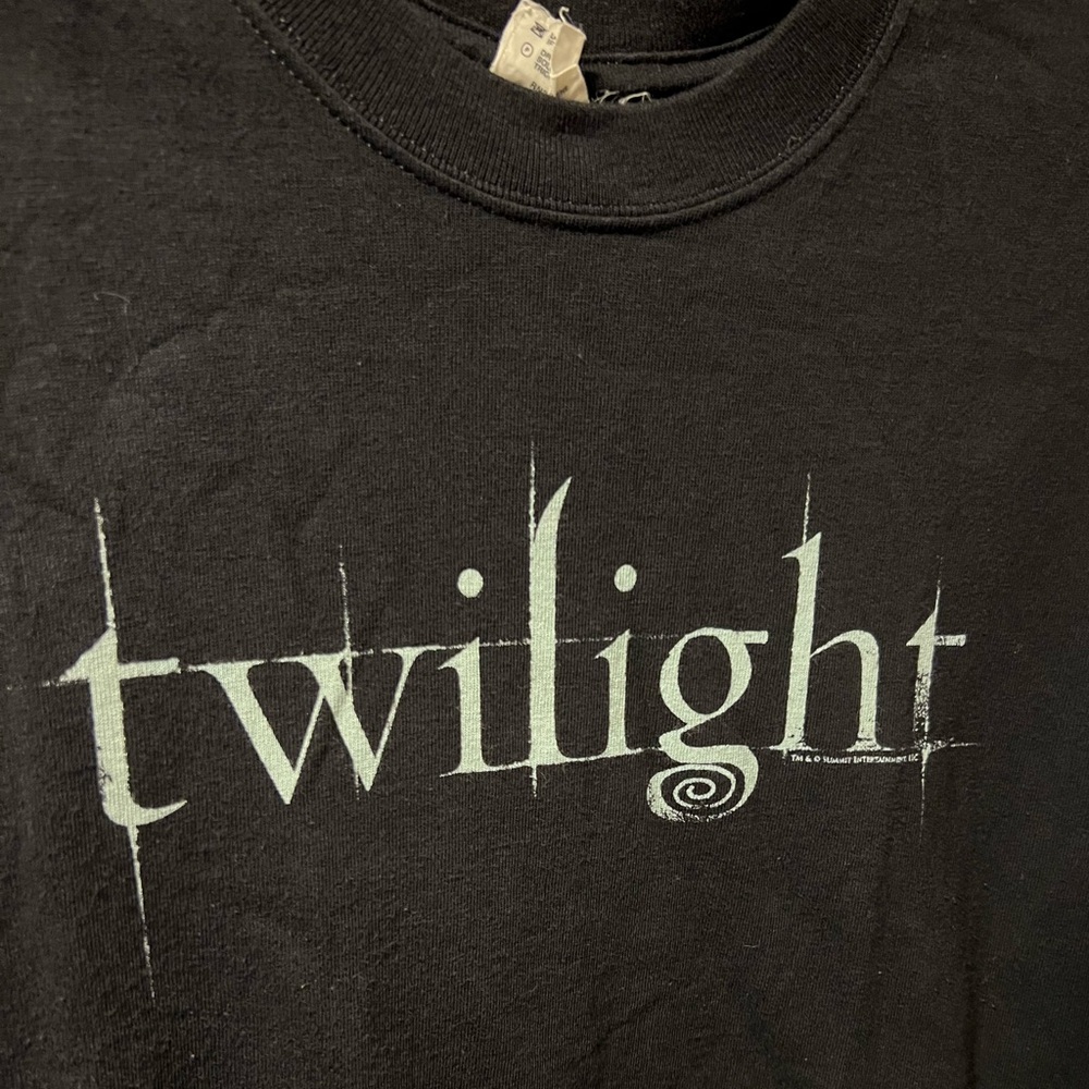 Vintage Twilight Tshirt ⭐️🖤 Size Unisex Small - Picture 2 of 6